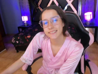 Linda4Petite