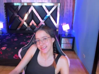 Linda4Petite