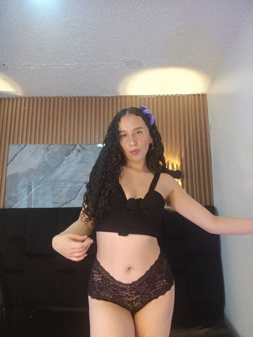 ZafiraCass photo 33