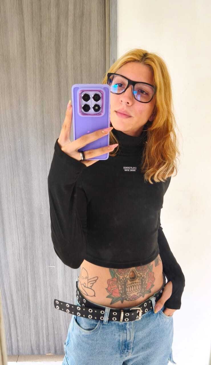JessieGarvet19 photo 2