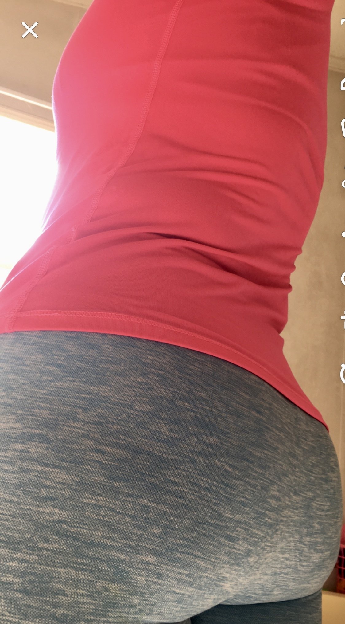 Hottyhousewife18 photo 2