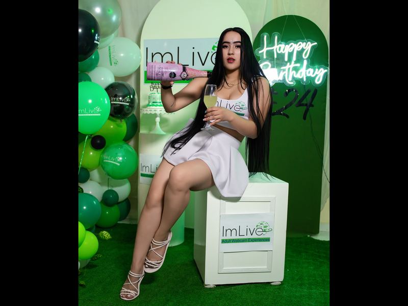 Sara_Rey photo 2