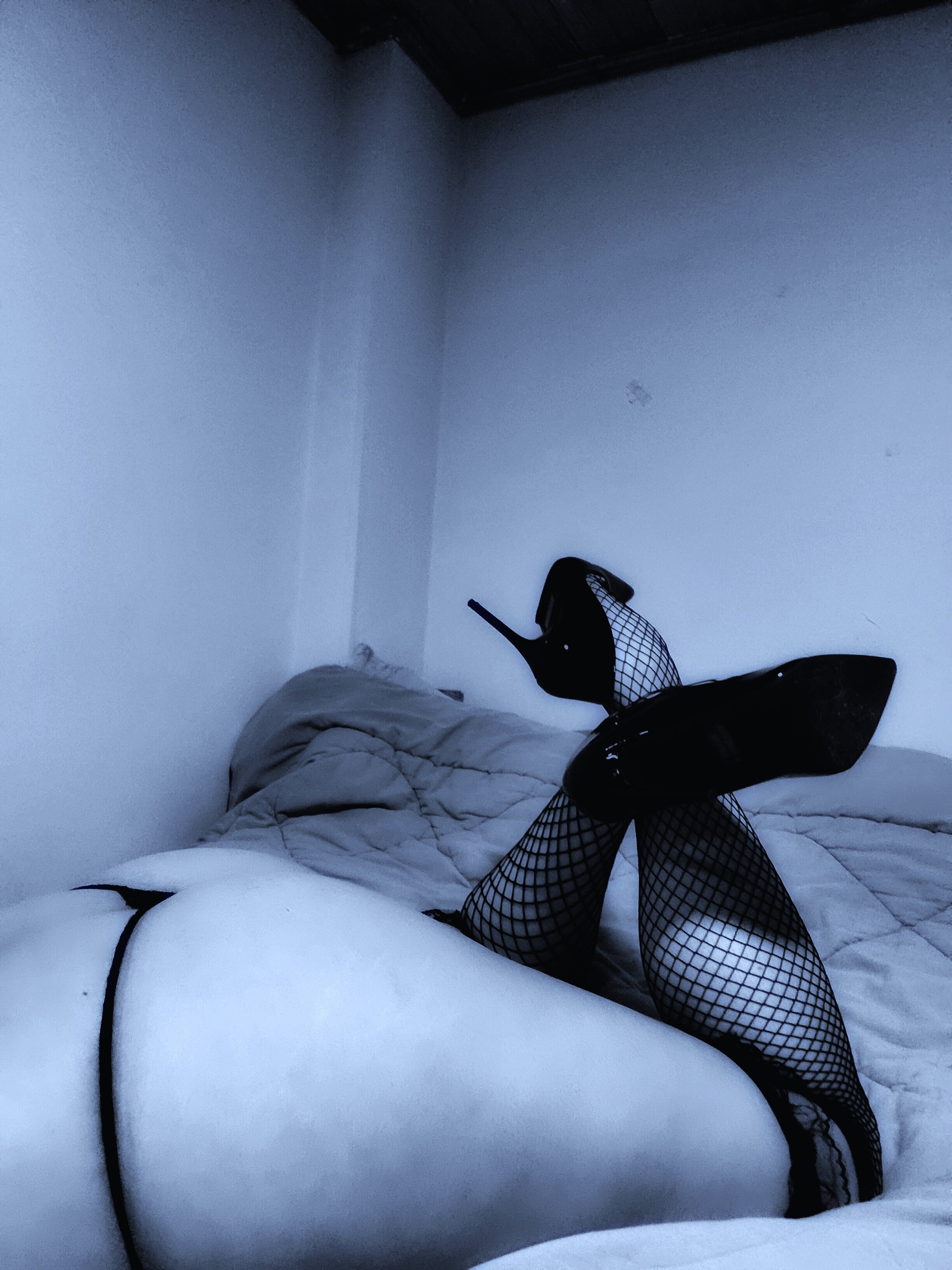 MysteriusWoman photo 8