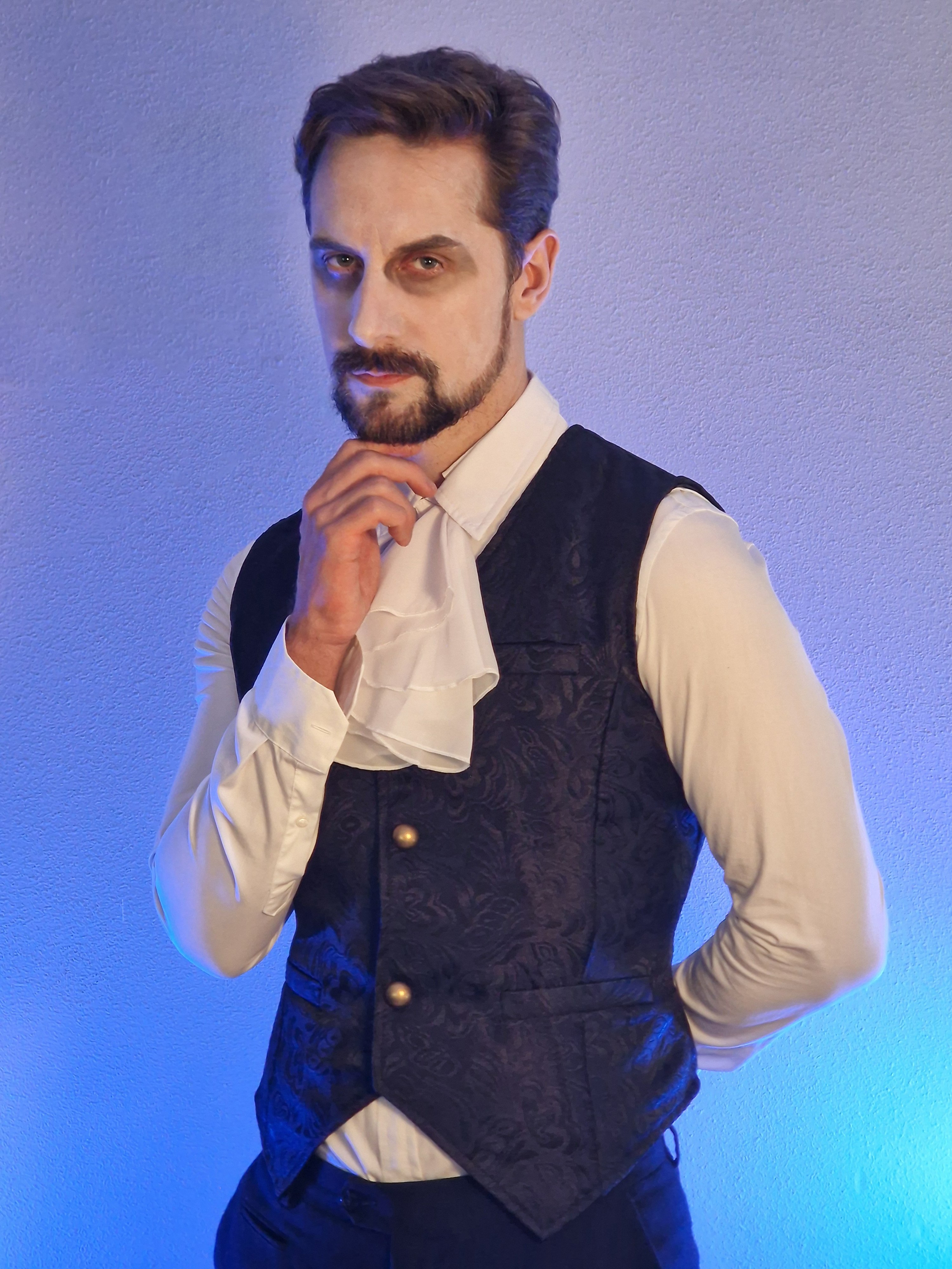 AntonioWest photo 58