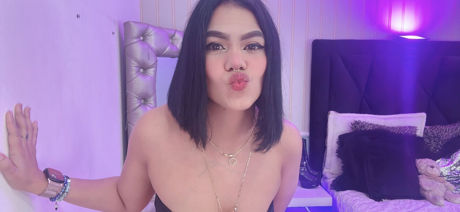 AngelinaDustin photo 4