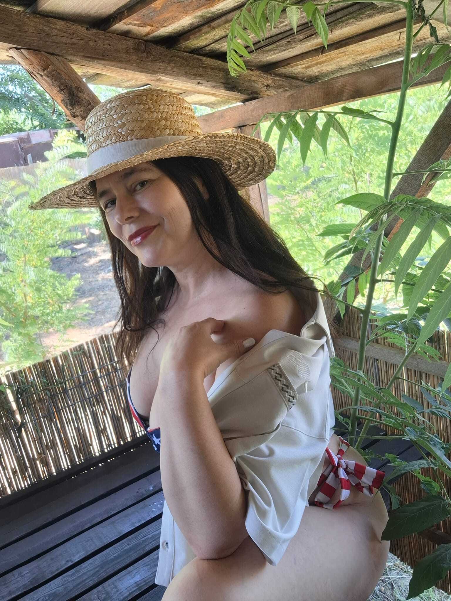 OLLIVYIA photo 31