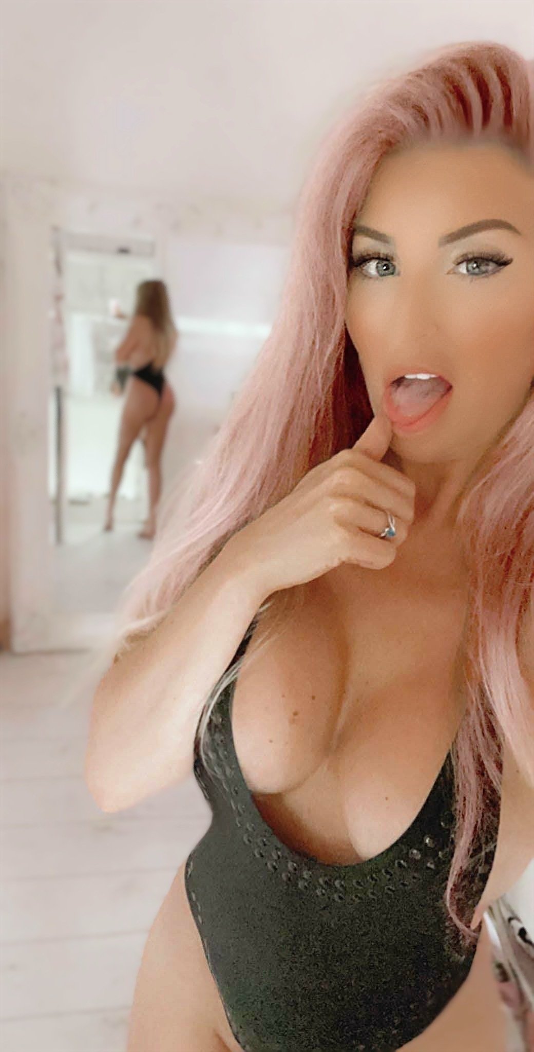 LucyLovesIt photo 2