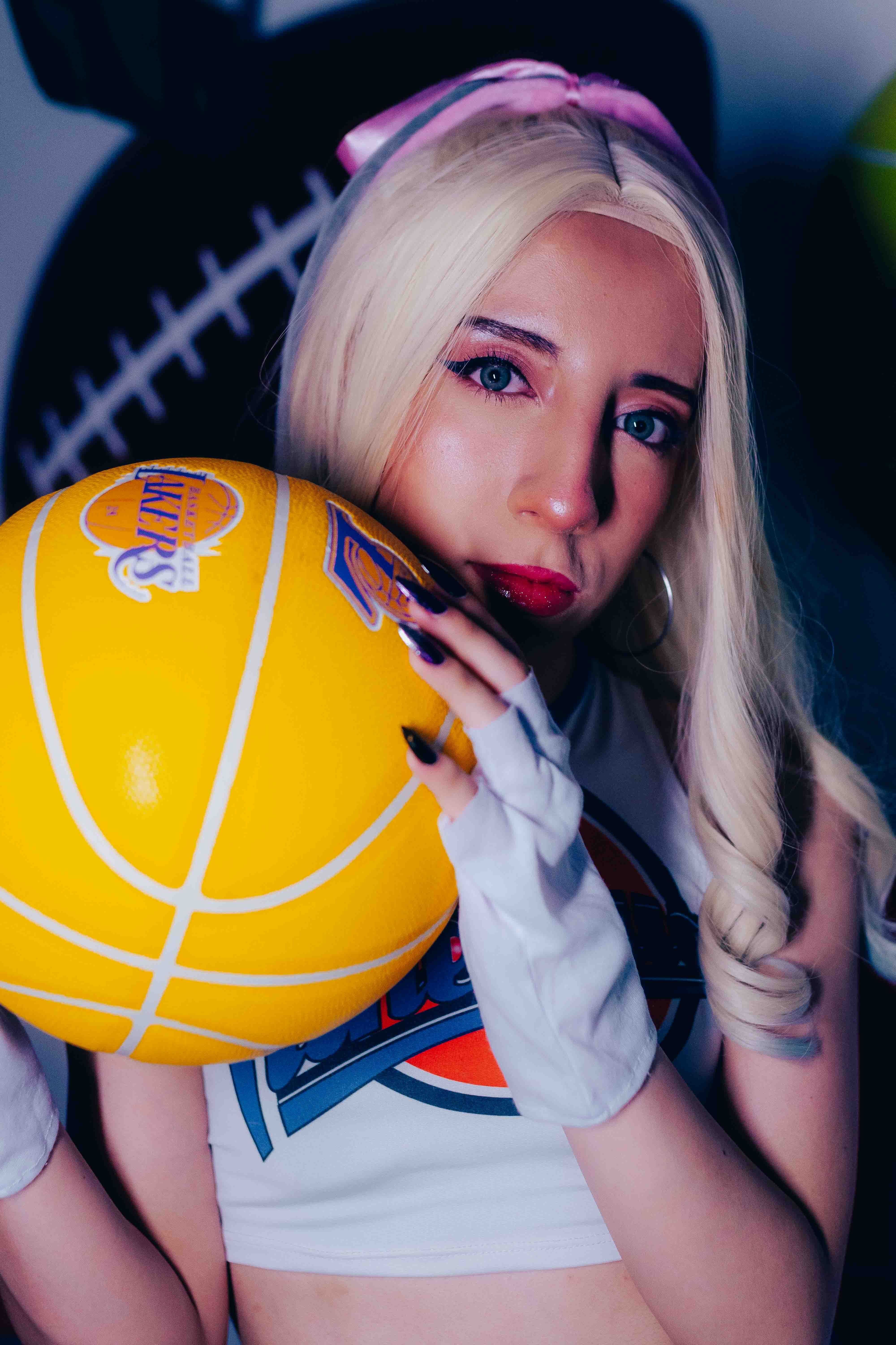 MIAADOLYN photo 24