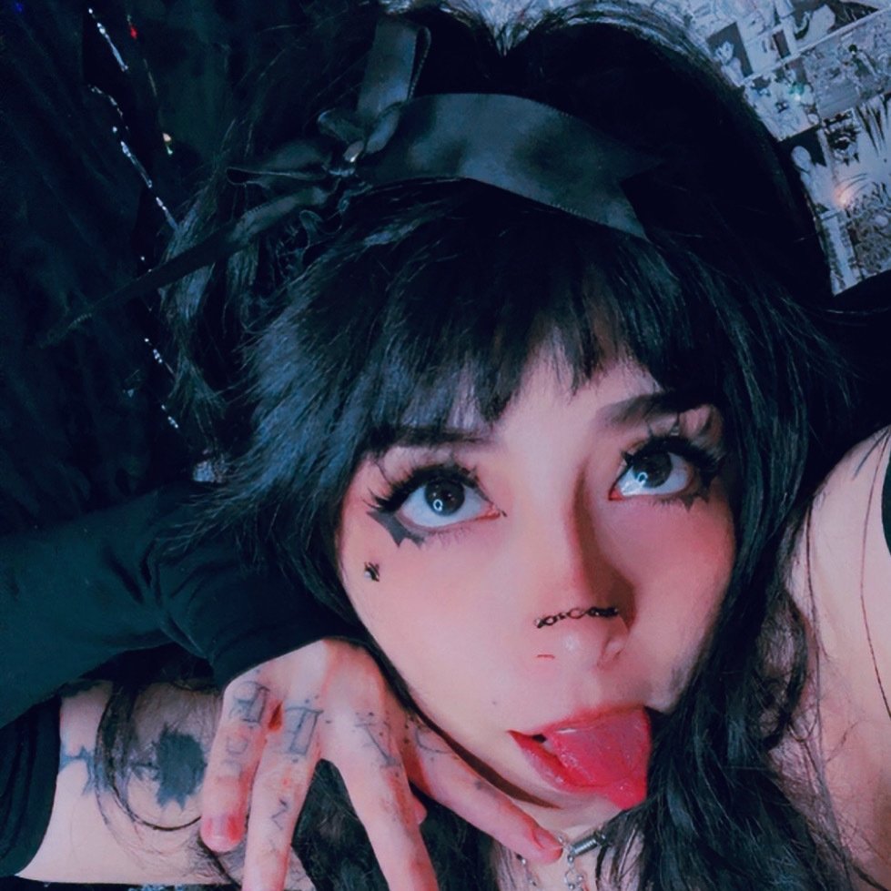 messynessyy photo 22