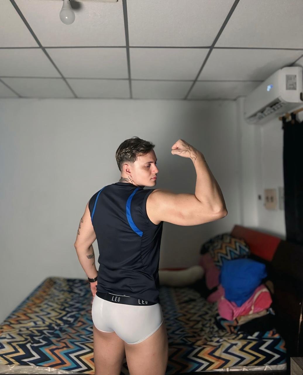 AXEL_STIVENS photo 1