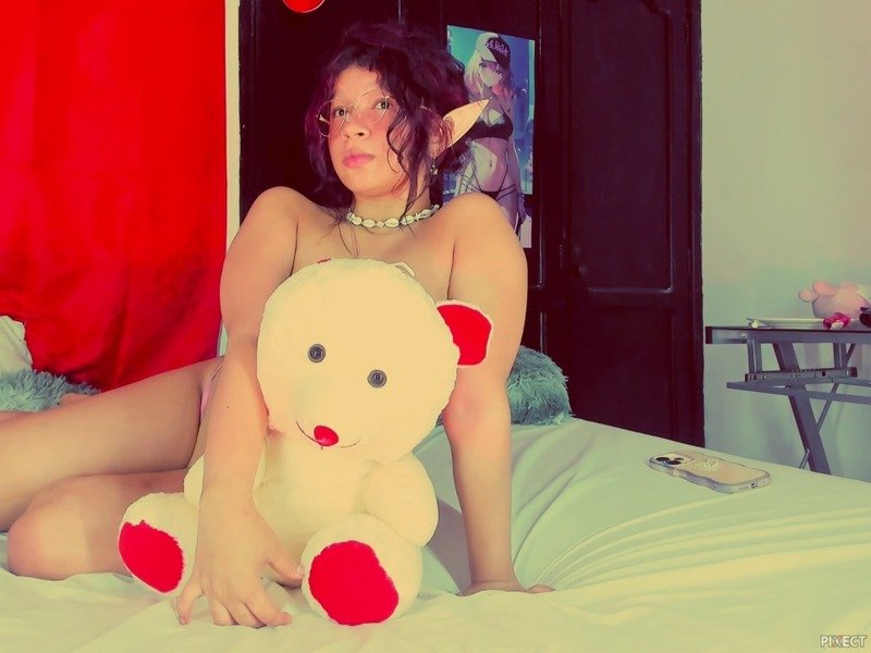 EmillyCoper photo 18