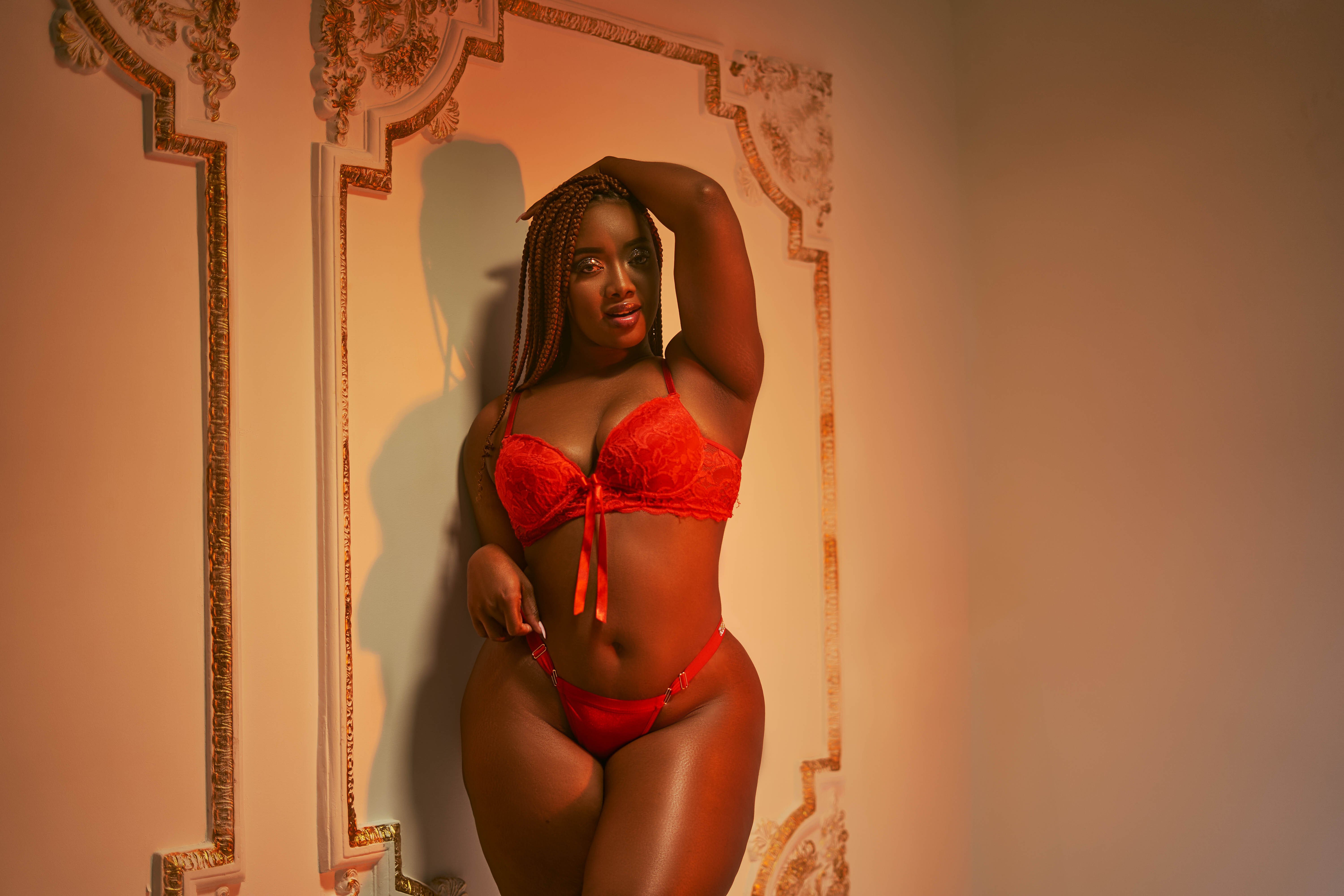RoxanaBlanche photo 39