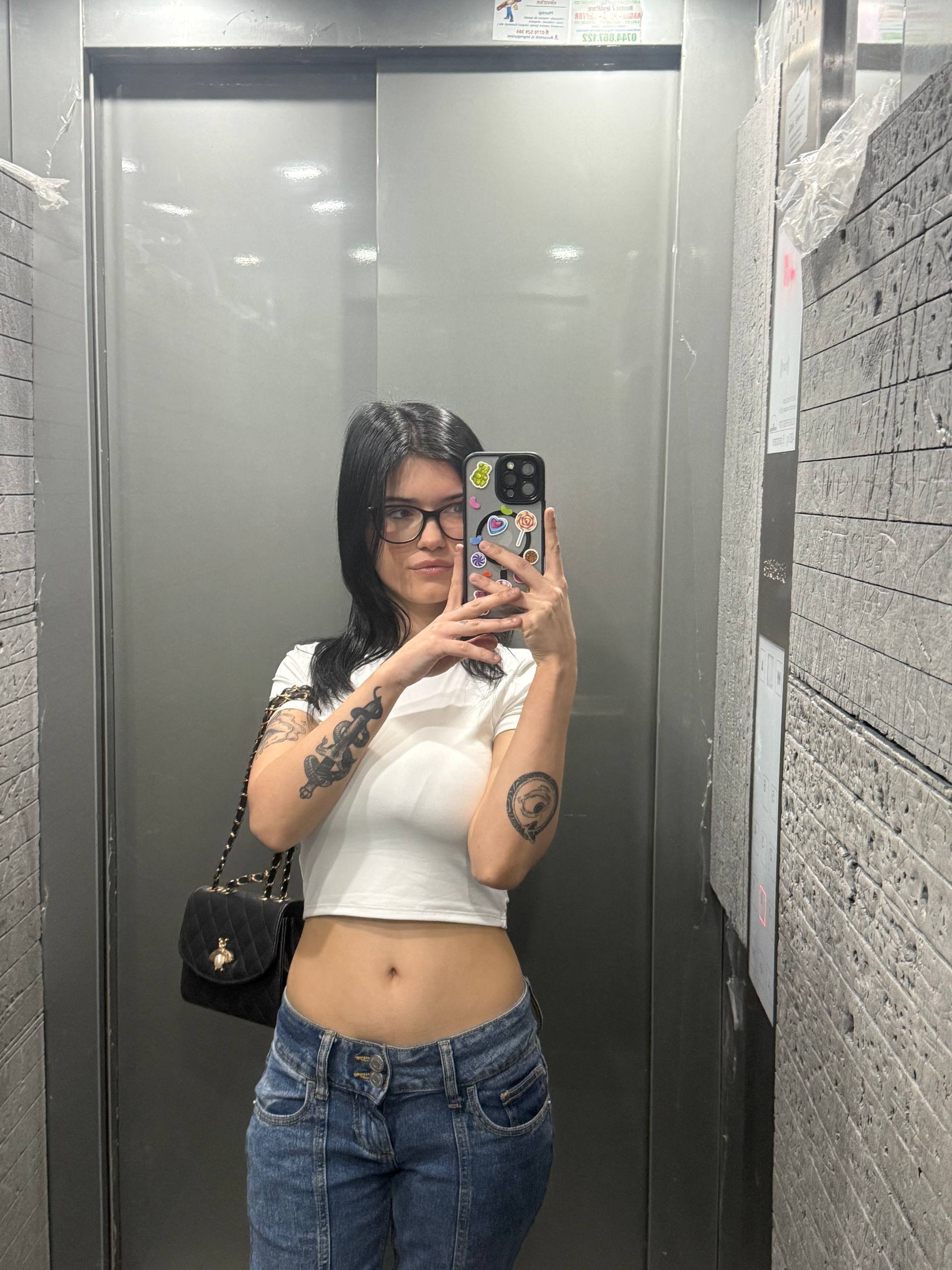 HotMollyX photo 12