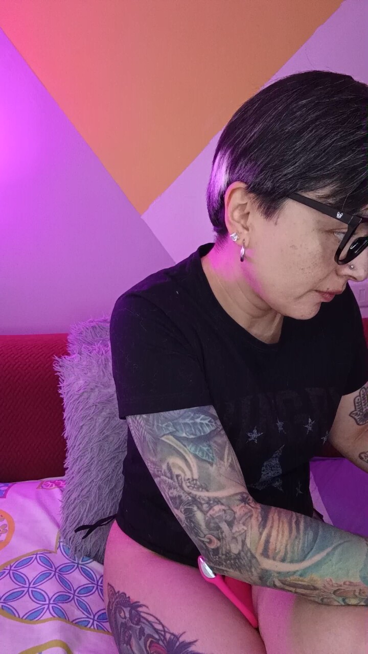 Kat_Paradisse