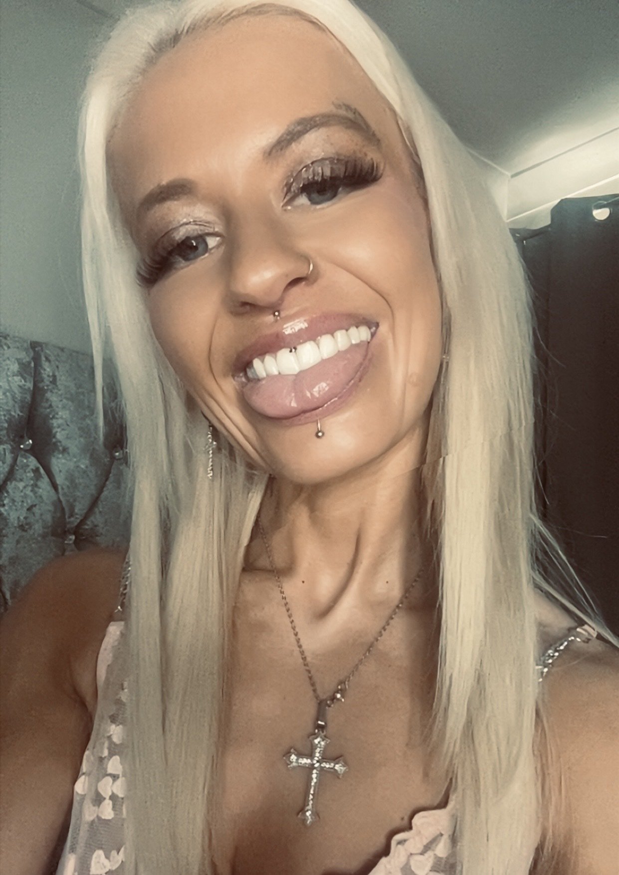 BabeBeth40 photo 23