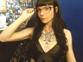 BettiePainXO