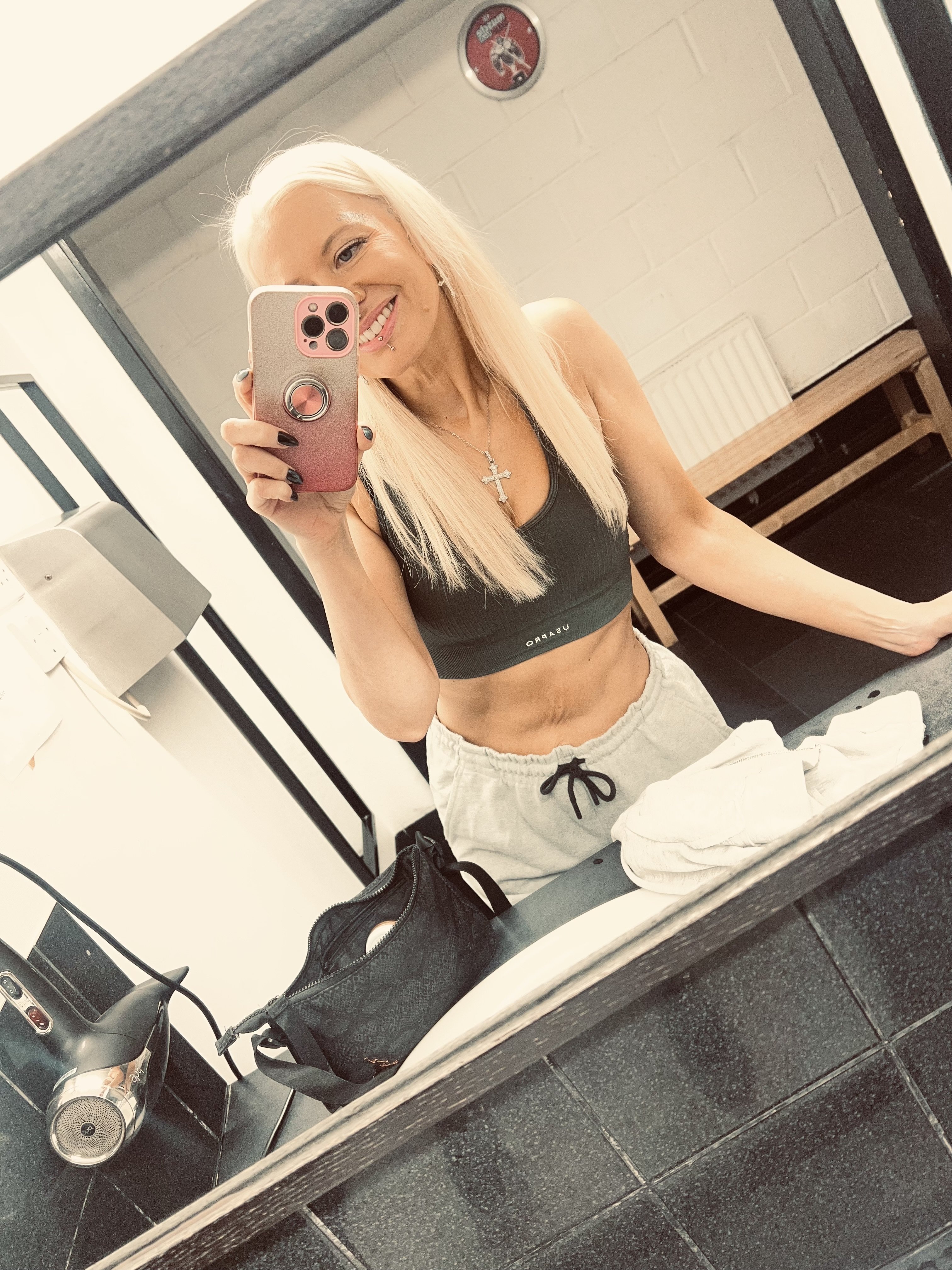 BabeBeth40 photo 19
