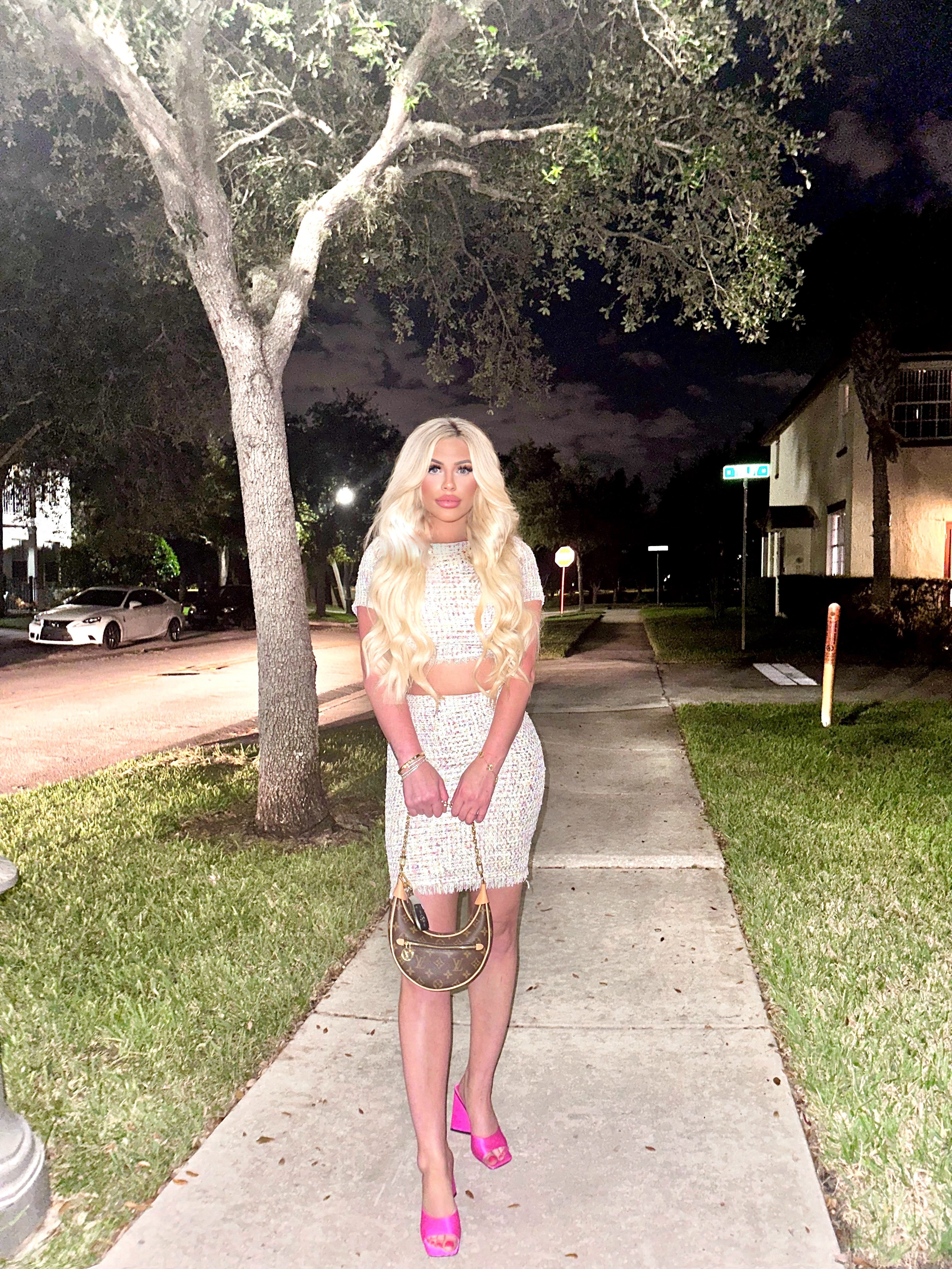 Camille_Kosten photo 41