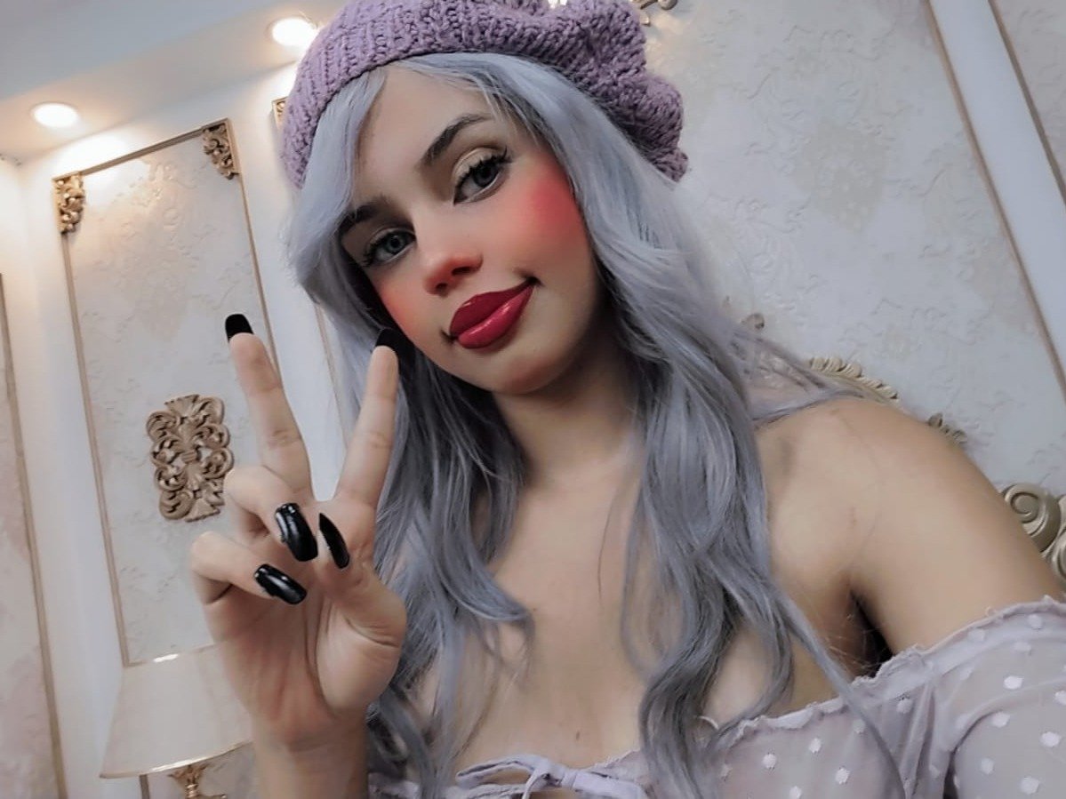 AlanaHouston photo 1