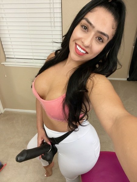 LatinSandra photo 29