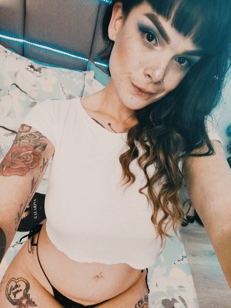 AlessaMoth photo 28