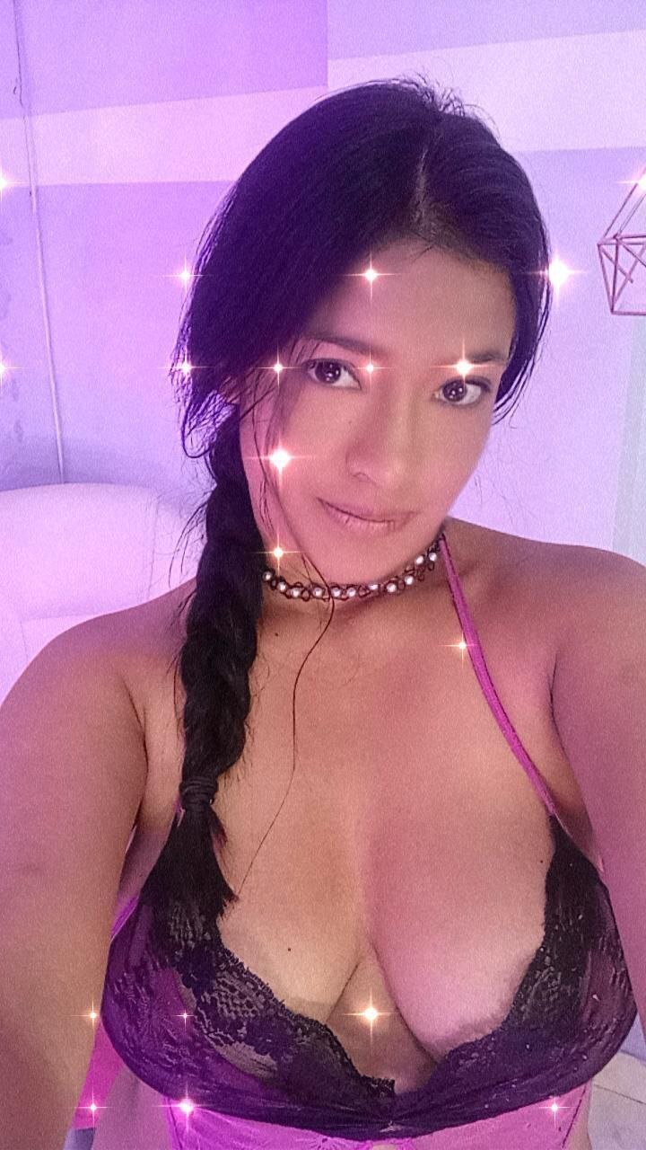 ArianithaaXoX photo 56