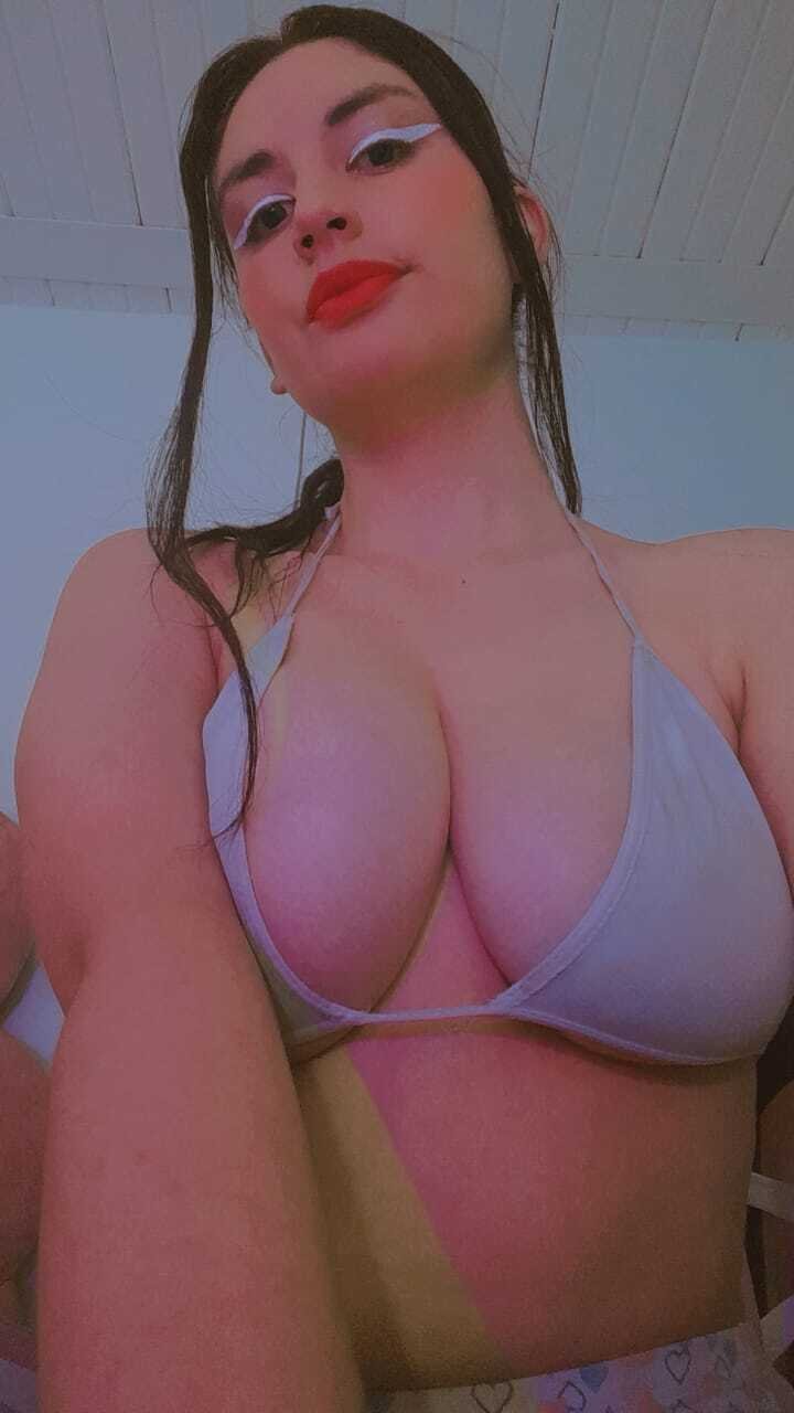 KatiaJones18 photo 91