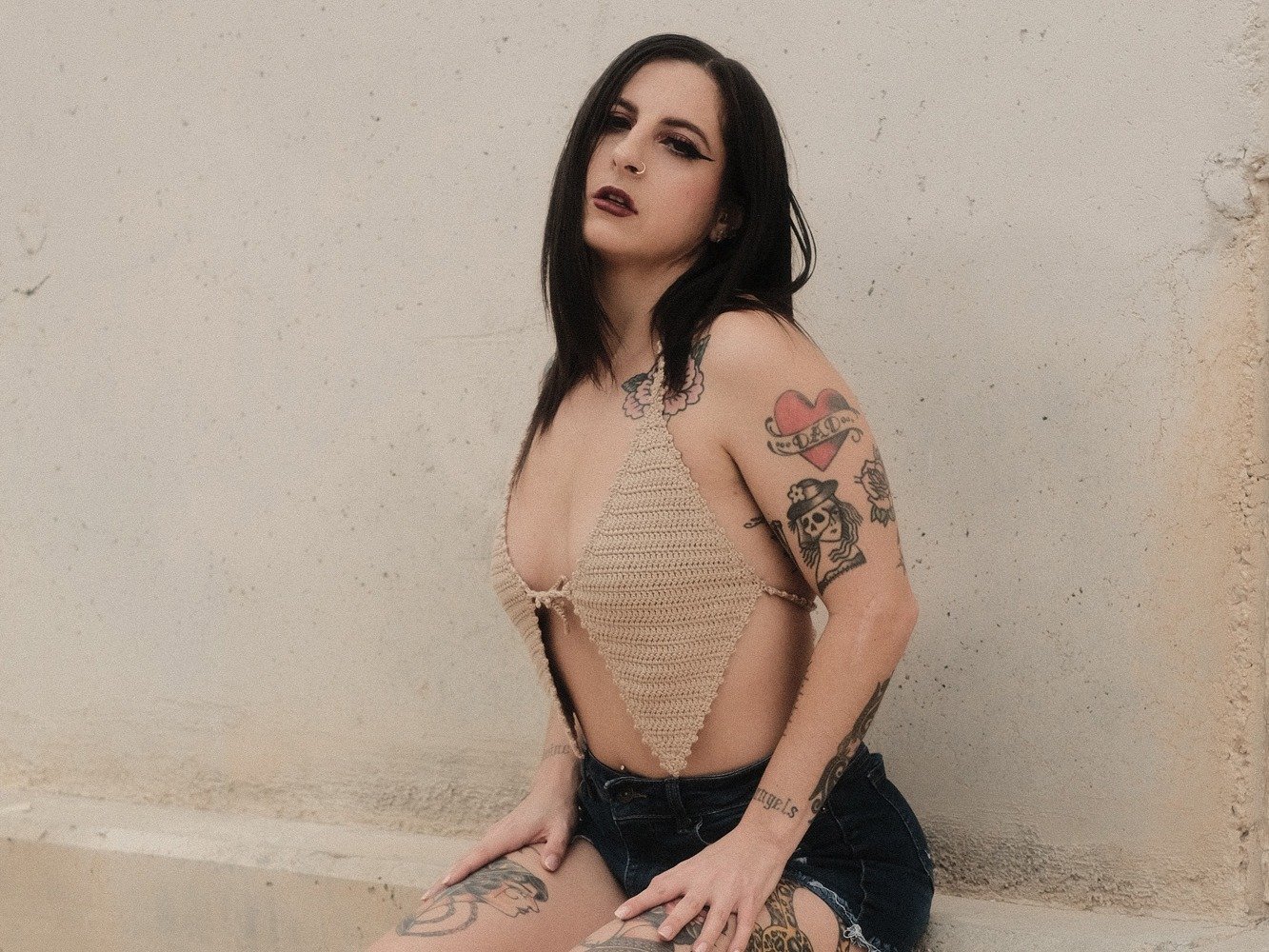 Adrina_Monroe photo 2