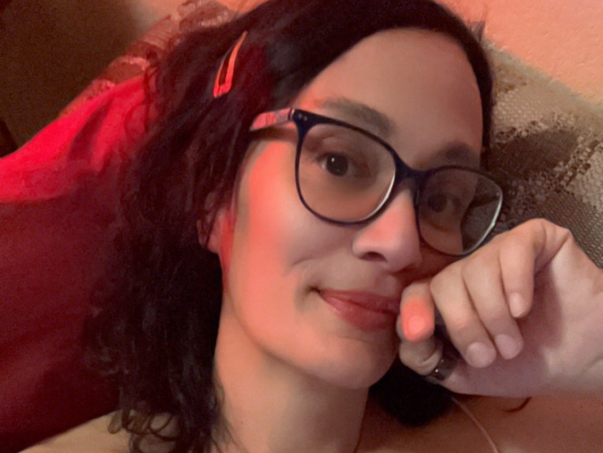 IsabellaSarai photo 2