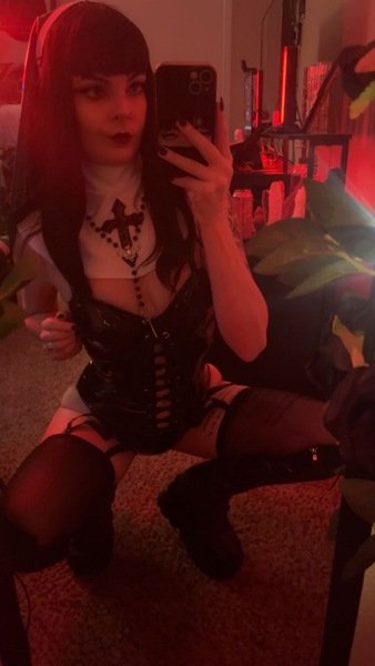 BettiePainXO photo 81