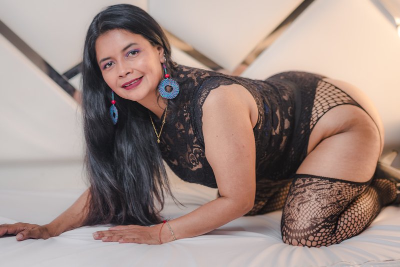 DianaOchoa photo 4