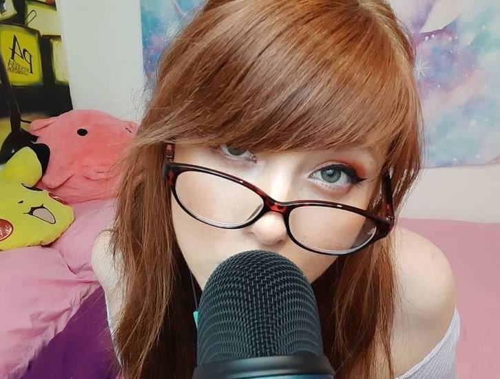 CurvyGingerDoll photo 4