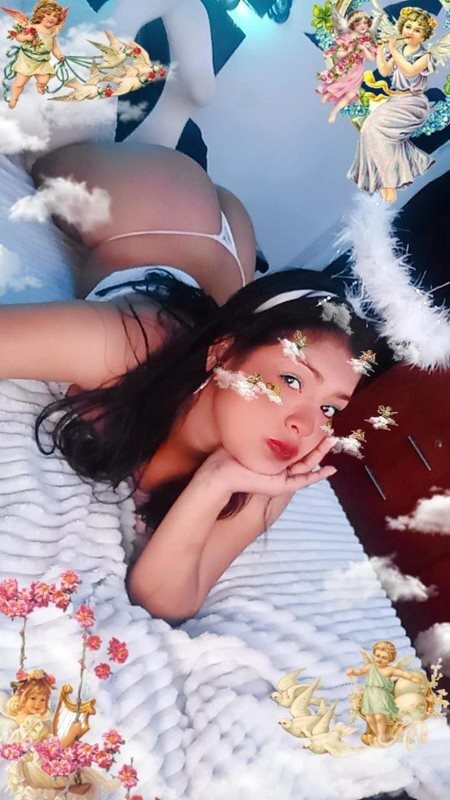 ArianithaaXoX photo 137