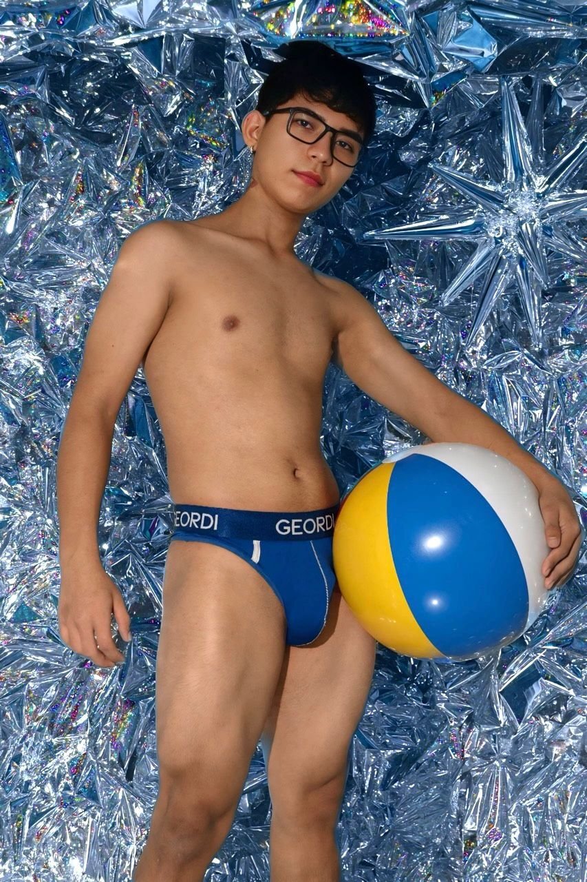 Codysantos photo 20