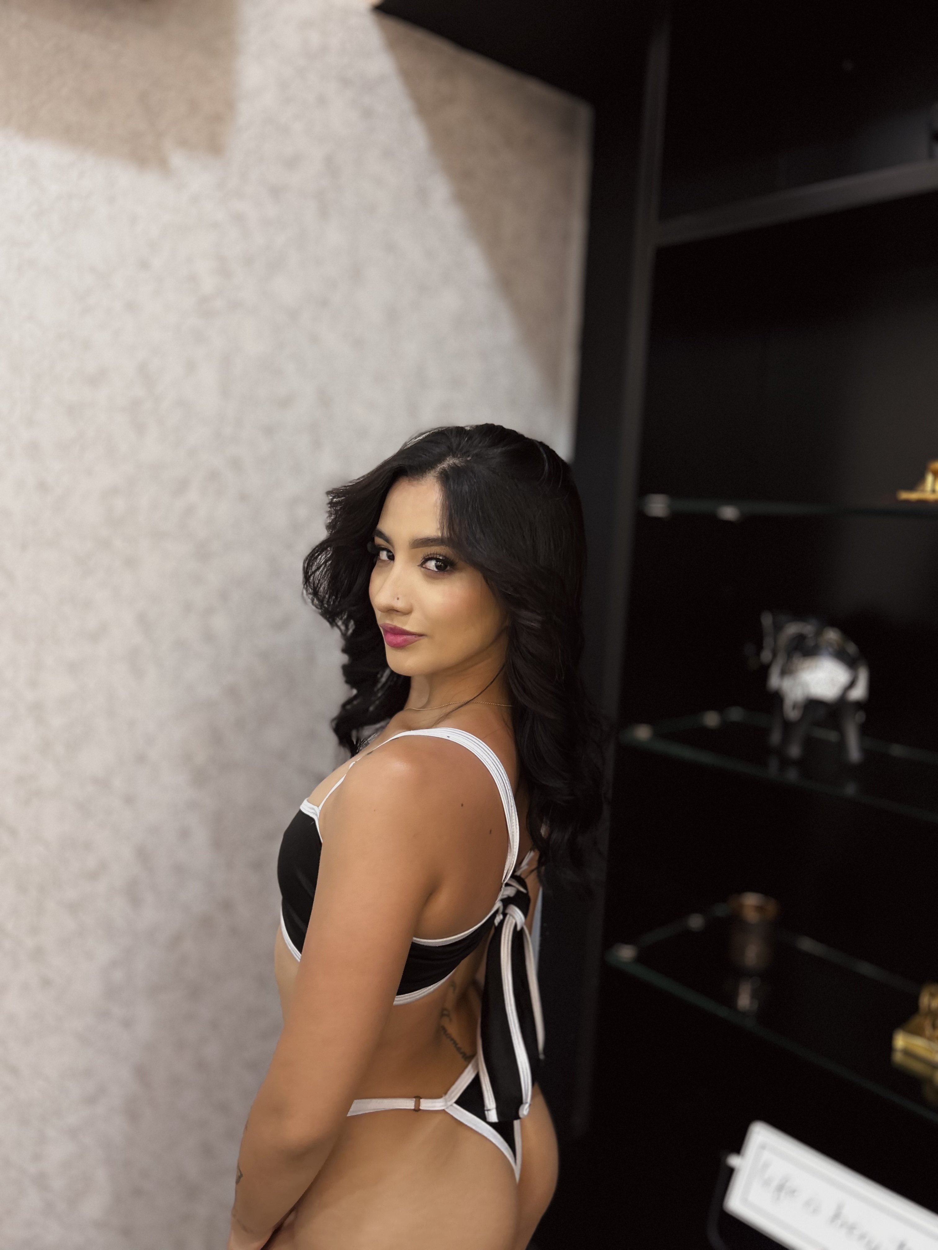 LauraaDoll photo 6