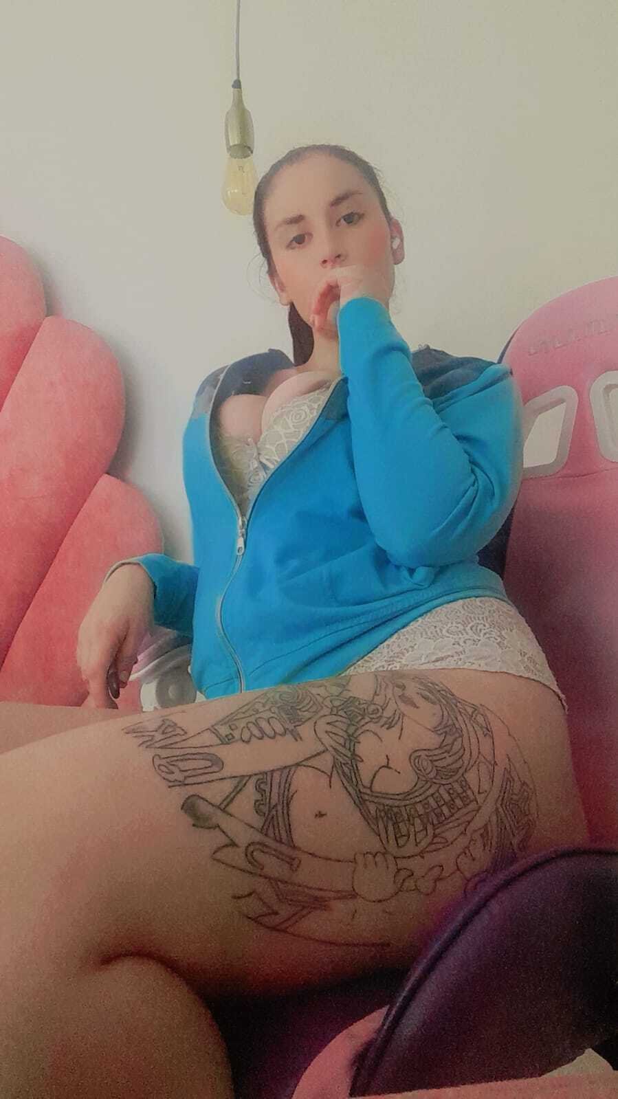 KatiaJones18 photo 79