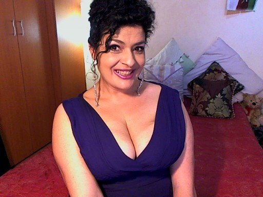 SultryLola photo 9