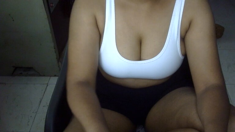 hottyriyaa