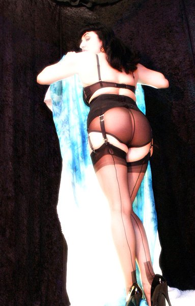 Claudine photo 498