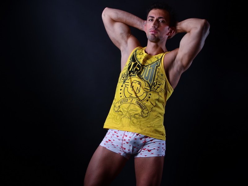 CockyHunk photo 12
