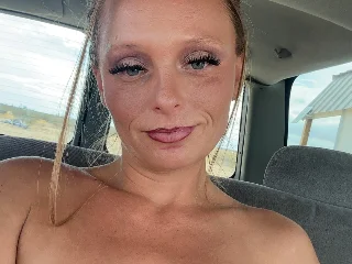 Ashley699