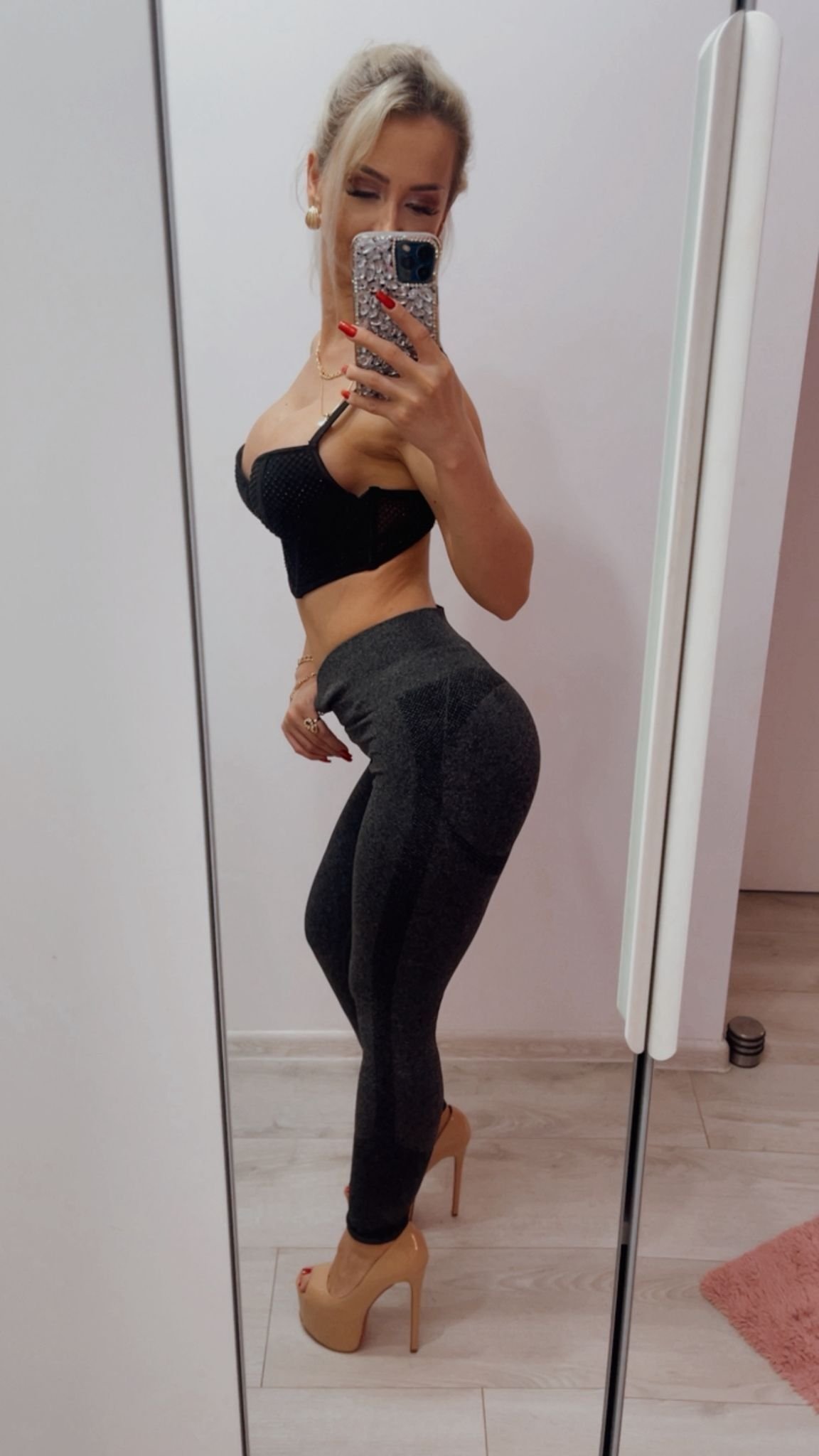 MoniqueBliss photo 87