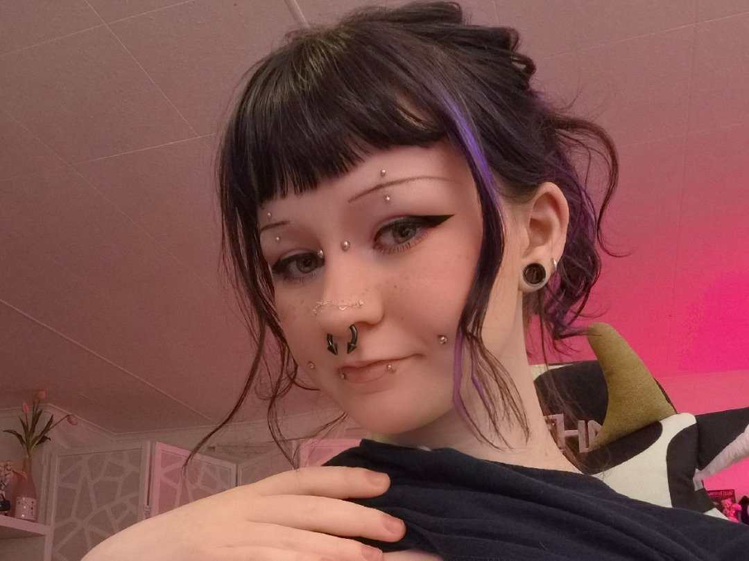aliceelvyy photo 9