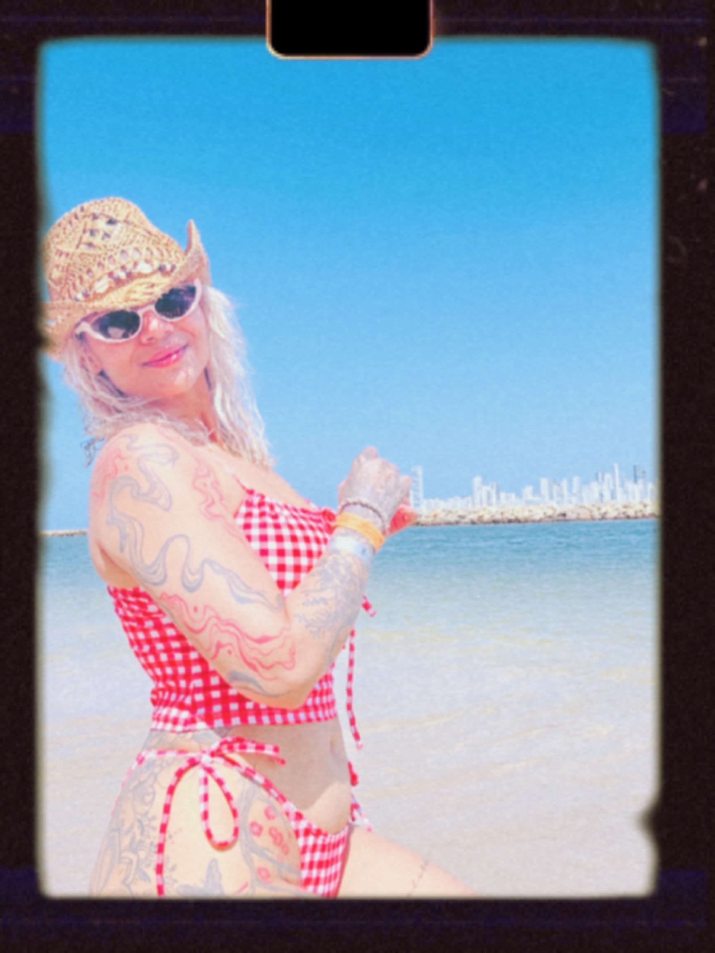EviilAngel photo 18