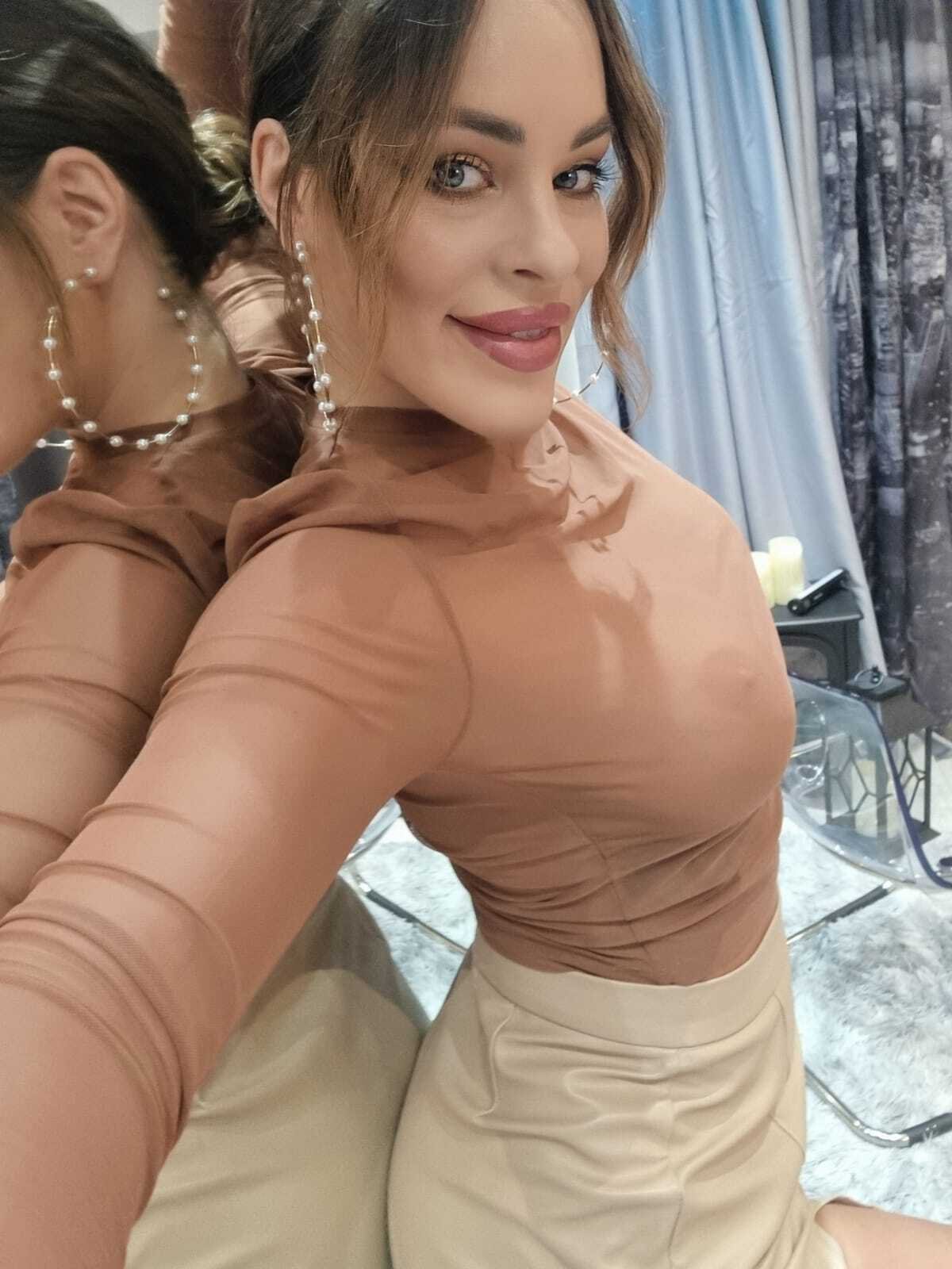 Rosemaryevan photo 360