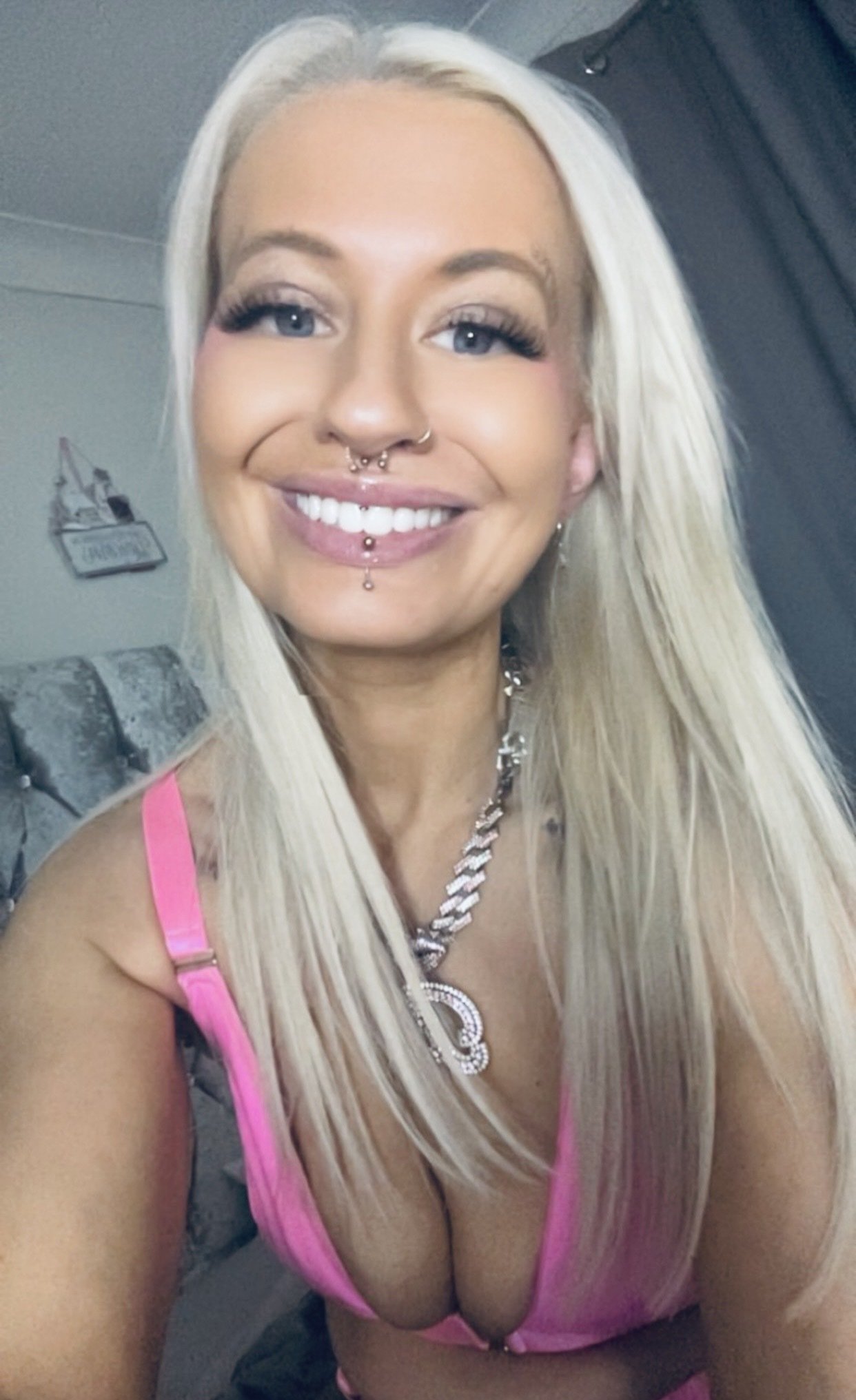 BabeBeth40 photo 8