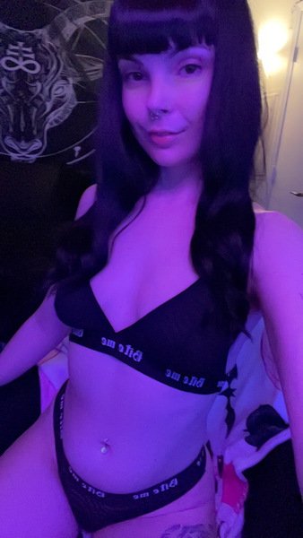 BettiePainXO photo 41