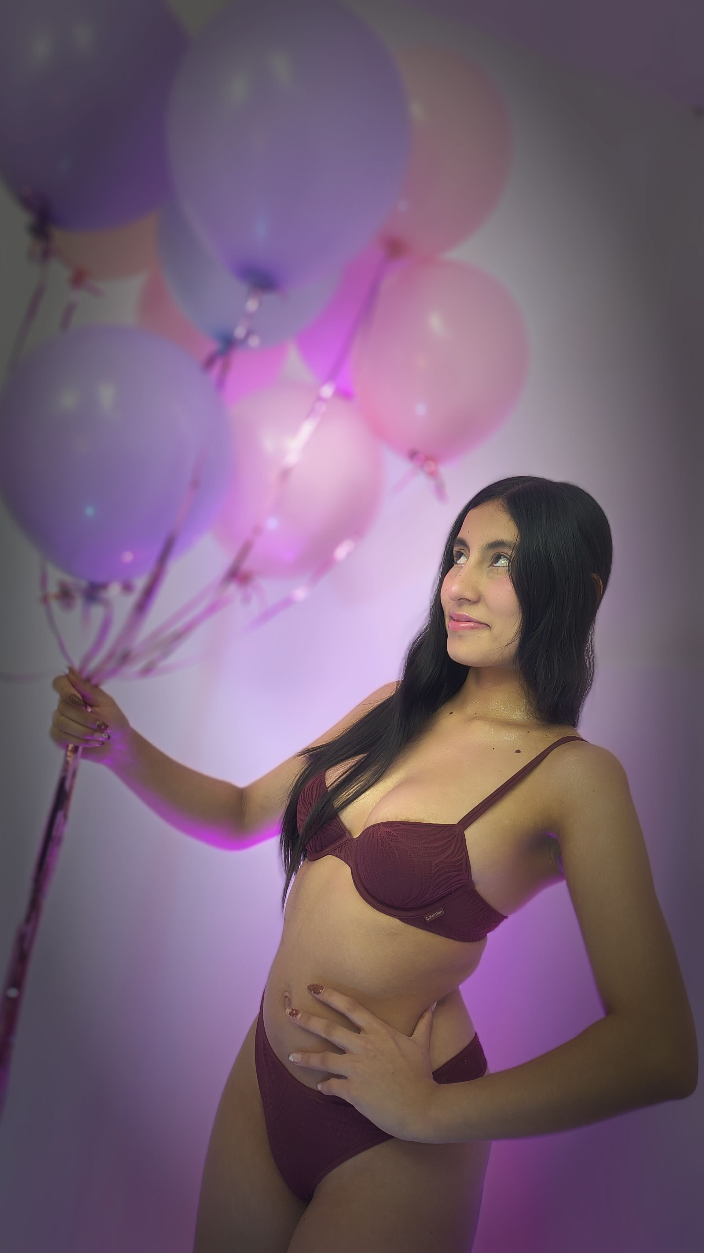 EllieBella photo 17