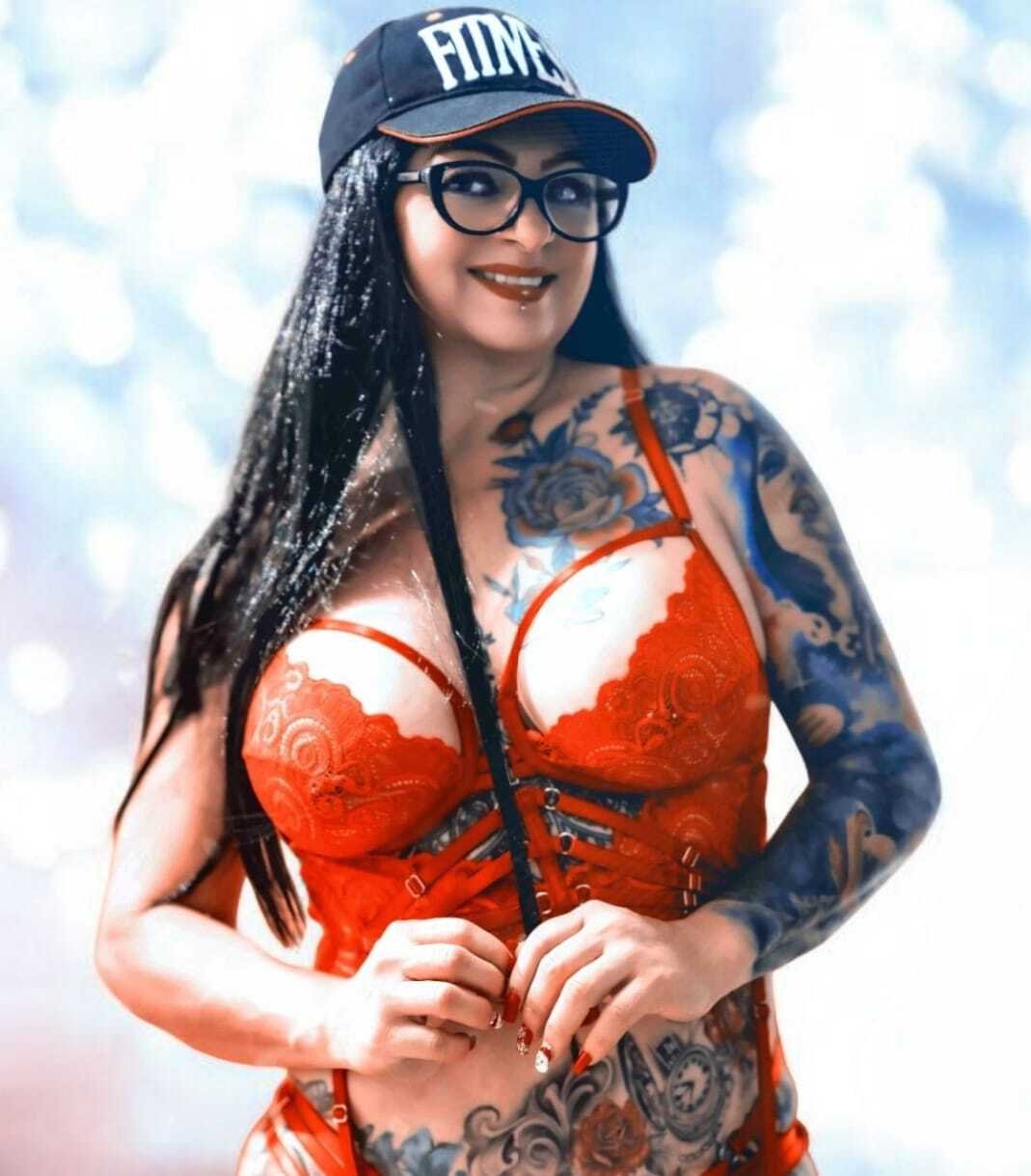 EmyRousee photo 5