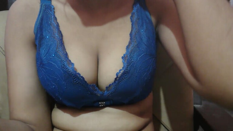 Midnight_lucy
